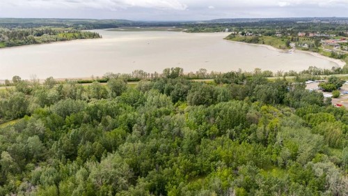 132 Haysboro Crescent Sw, Calgary, AB 