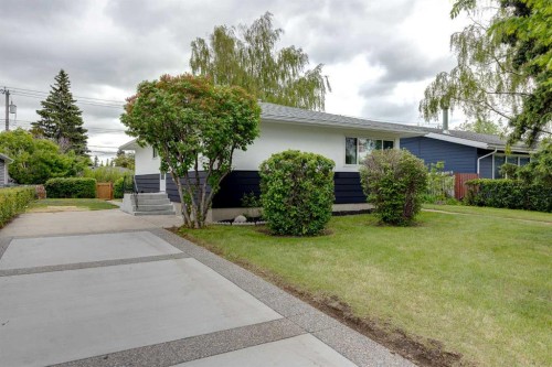 132 Haysboro Crescent Sw, Calgary, AB 