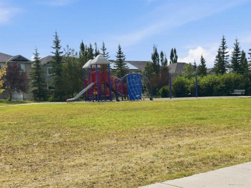 28 New Brighton Point Se, Calgary, AB - Outdoor