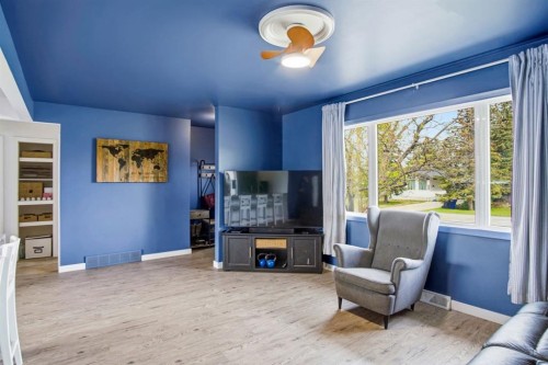 5417 50 Street, Olds, AB 