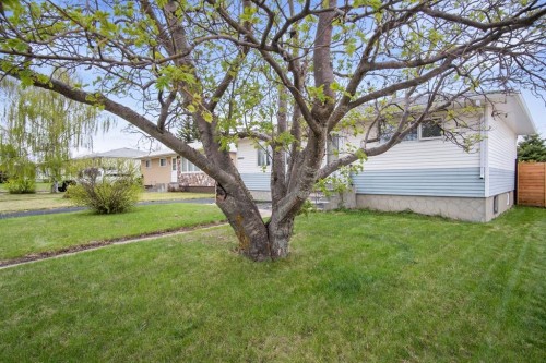 5417 50 Street, Olds, AB 