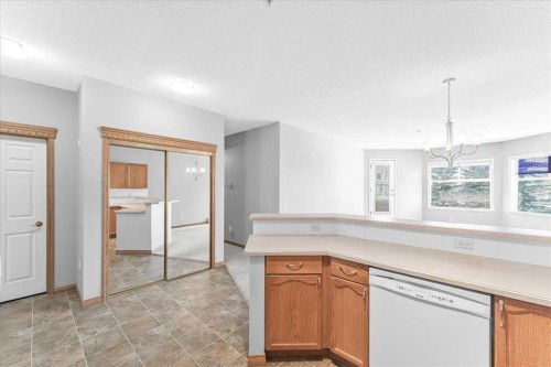 302-200 Lincoln Way Sw, Calgary, AB 