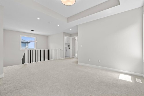 129 Walgrove Bay Se, Calgary, AB - Indoor Photo Showing Other Room