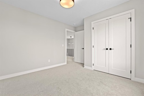 129 Walgrove Bay Se, Calgary, AB - Indoor Photo Showing Other Room