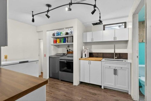 1308 Pensacola Way Se, Calgary, AB 