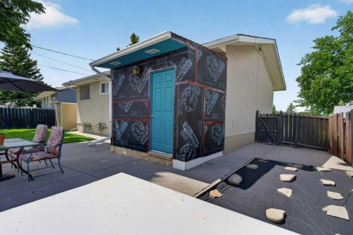 1308 Pensacola Way Se, Calgary, AB 