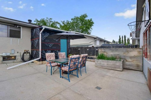 1308 Pensacola Way Se, Calgary, AB 