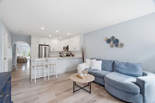 227 Coachway Road Sw, Calgary, AB 