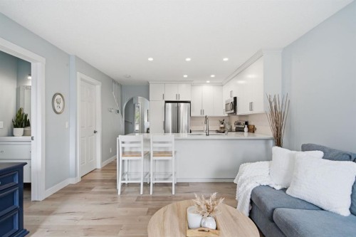 227 Coachway Road Sw, Calgary, AB 