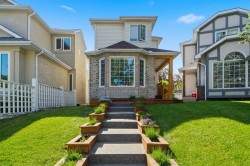227 Coachway Road SW Calgary, AB T3H 1B2