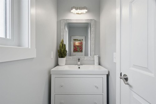 227 Coachway Road Sw, Calgary, AB 