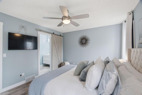 227 Coachway Road Sw, Calgary, AB 
