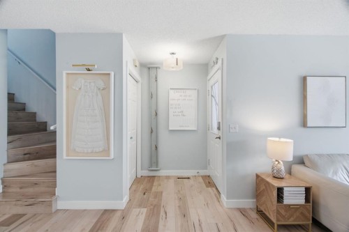 227 Coachway Road Sw, Calgary, AB 