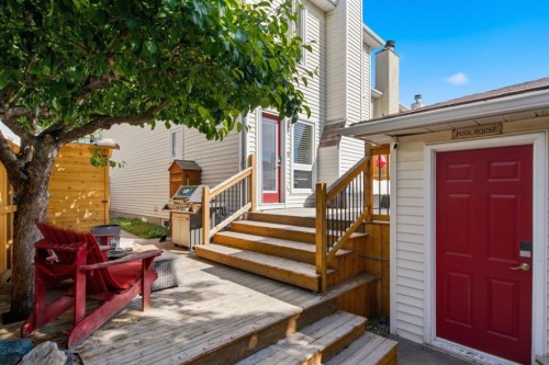 227 Coachway Road Sw, Calgary, AB 