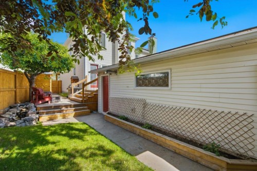 227 Coachway Road Sw, Calgary, AB 