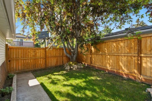 227 Coachway Road Sw, Calgary, AB 