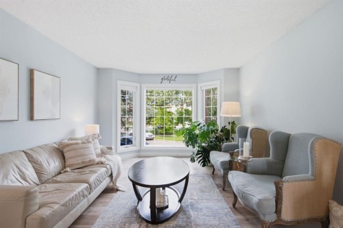 227 Coachway Road Sw, Calgary, AB 