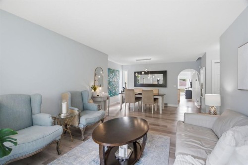 227 Coachway Road Sw, Calgary, AB 