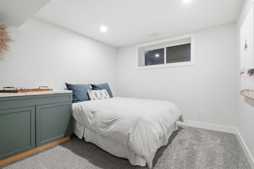 234 Mahogany Passage Se, Calgary, AB - Indoor Photo Showing Bedroom