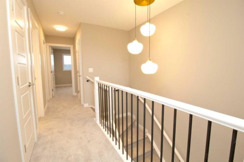 18 Sundown Place, Cochrane, AB 