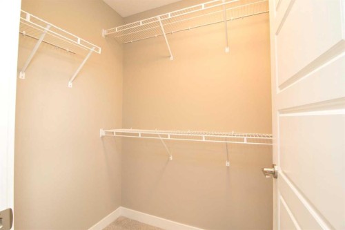 18 Sundown Place, Cochrane, AB 