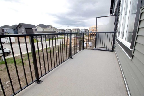 18 Sundown Place, Cochrane, AB 