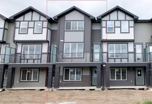 18 Sundown Place, Cochrane, AB 