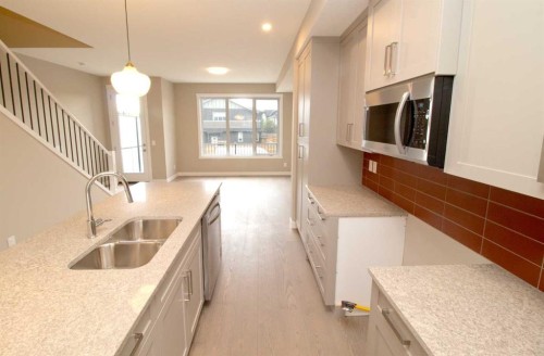 18 Sundown Place, Cochrane, AB 