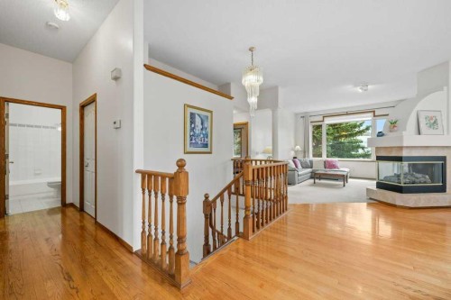 125 Woodpark Close Sw, Calgary, AB 