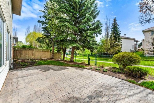 125 Woodpark Close Sw, Calgary, AB 