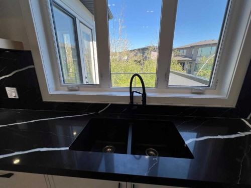 48 Rockcliff Terrace Nw, Calgary, AB 