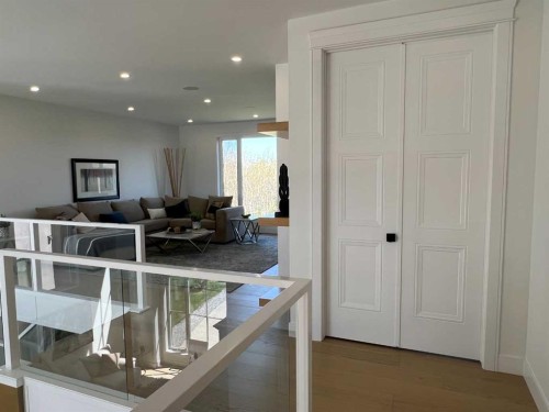 48 Rockcliff Terrace Nw, Calgary, AB 