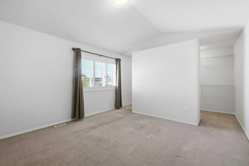 23 Mcintyre Place Nw, Langdon, AB 