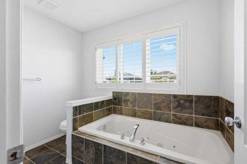 23 Mcintyre Place Nw, Langdon, AB 