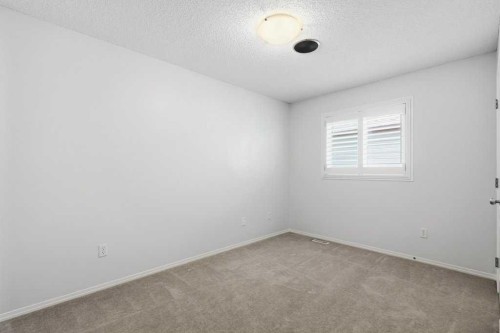 23 Mcintyre Place Nw, Langdon, AB 
