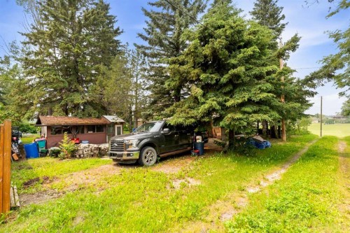 402 Boake Avenue, Cremona, AB 