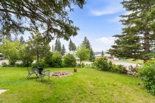 402 Boake Avenue, Cremona, AB 