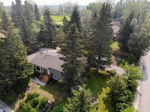 402 Boake Avenue, Cremona, AB 