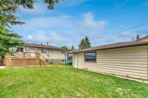 7311 35 Avenue Nw, Calgary, AB 
