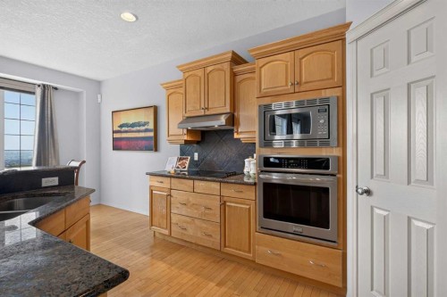 121 Sherwood Way Nw, Calgary, AB 