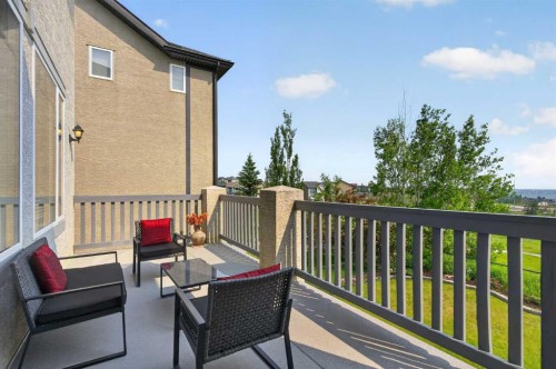 121 Sherwood Way Nw, Calgary, AB 