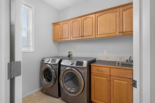121 Sherwood Way Nw, Calgary, AB 