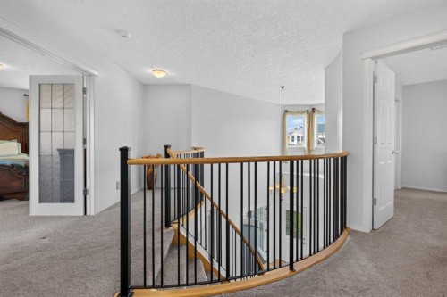 121 Sherwood Way Nw, Calgary, AB 