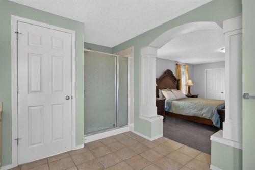 121 Sherwood Way Nw, Calgary, AB 