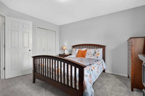 121 Sherwood Way Nw, Calgary, AB 
