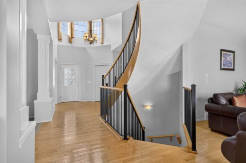 121 Sherwood Way Nw, Calgary, AB 