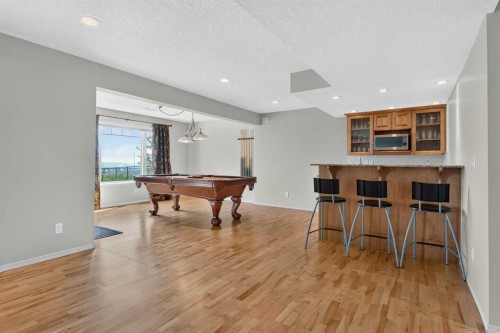 121 Sherwood Way Nw, Calgary, AB 