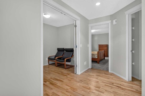 121 Sherwood Way Nw, Calgary, AB 