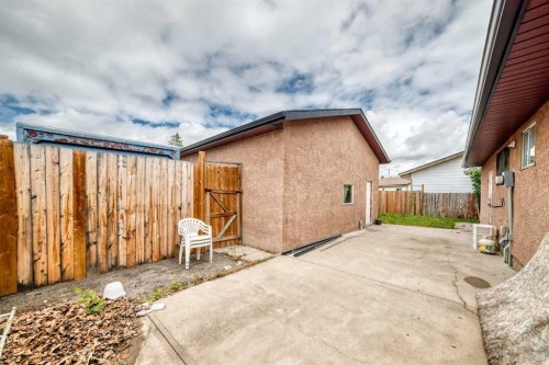 660 Malvern Drive Ne, Calgary, AB 