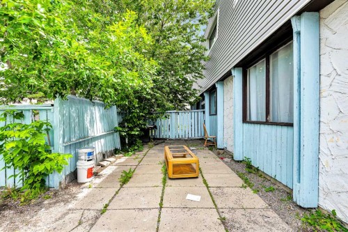 101-516 Blackthorn Road Ne, Calgary, AB - Outdoor